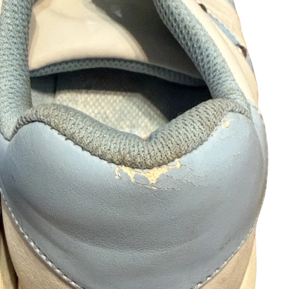 Kenneth Cole Y2K Rhinestone Sneakers Blue White Size 6